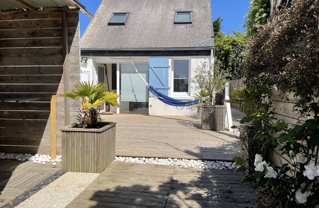 Jolie Maison à 600m a Pieds de la Plage de Porscarn