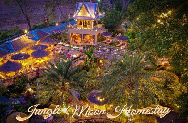 Jungle Moon Homestay จังเกิ้ลมูน โฮมสเตย์ บางเสร่