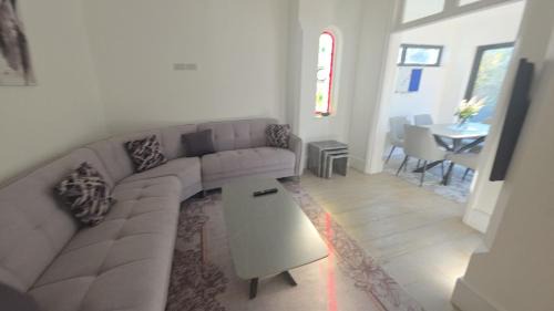 Justin Superb Luxury Stay