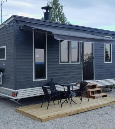 Karemajat wagon cottage