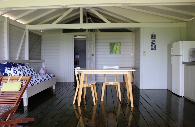 Kaz a Math Charming bungalow with sea view and swimming pool