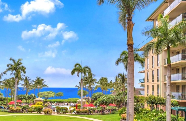 KBM Resorts | 3 FREE CARS | Honua Kai Hokulani | Oceanview | Multi Unit Listing | Spacious lanais and resort amenities for large groups! HKH-229/36/38
