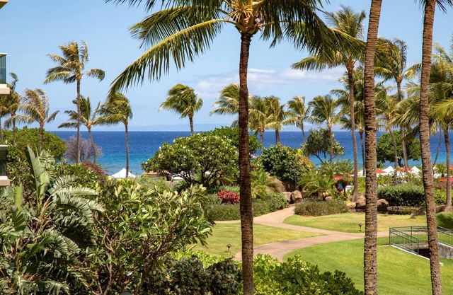 KBM Resorts | Spacious 3-Bedroom Honua Kai Collection | Multi Unit Listing | Same Floor | Ocean Views + 2 Free Rental Cars! HKH-236/38