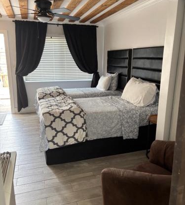 Keese's Cottages by the Ocean