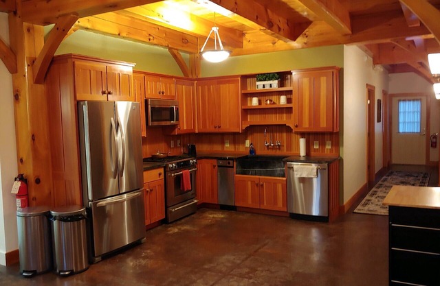 Keewaydin Suite @ Waterhouses