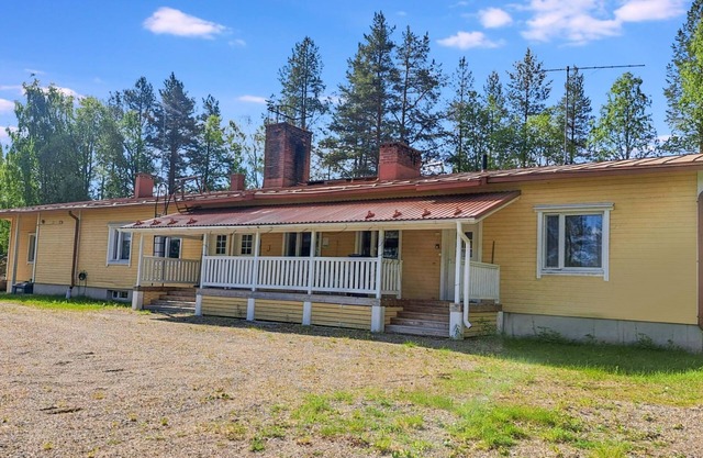 Kelloselkä B by Interhome