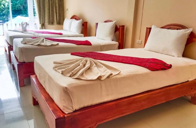 Khao-Sok Bed and Breakfast