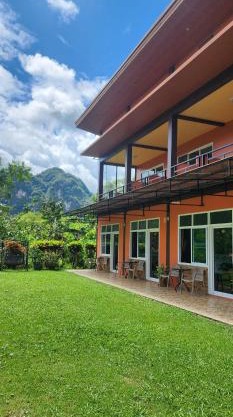 Khao Sok Country Resort