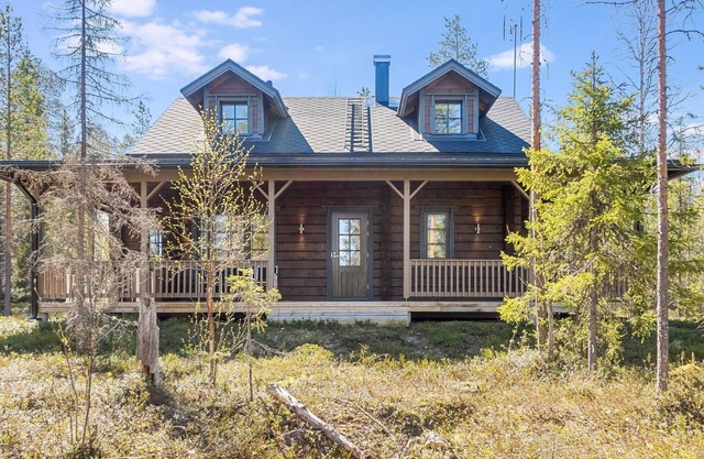Kiehtäjän lahti by Interhome