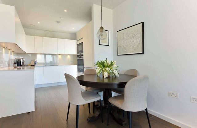Kings Cross St Pancras Apartment - Panoramic Views