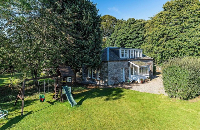 Kirkgate Cottage – Countryside Living