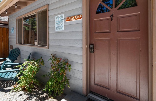 Kodiak Bear Studio Pet Friendly Perfect Location