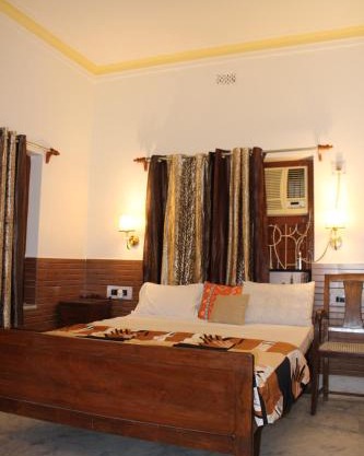 Kolkata Vintage Stay - 2BHK with Bengali Home Vibe