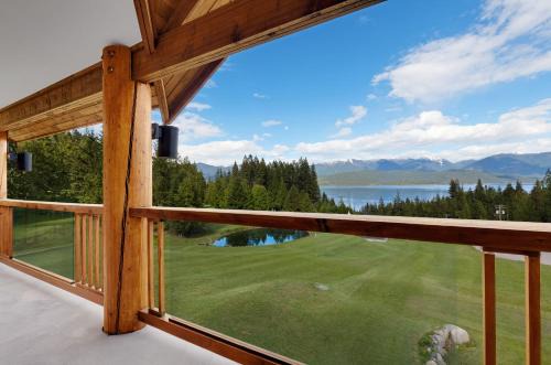 Kootenay Lakeview Resort BW Signature Collection
