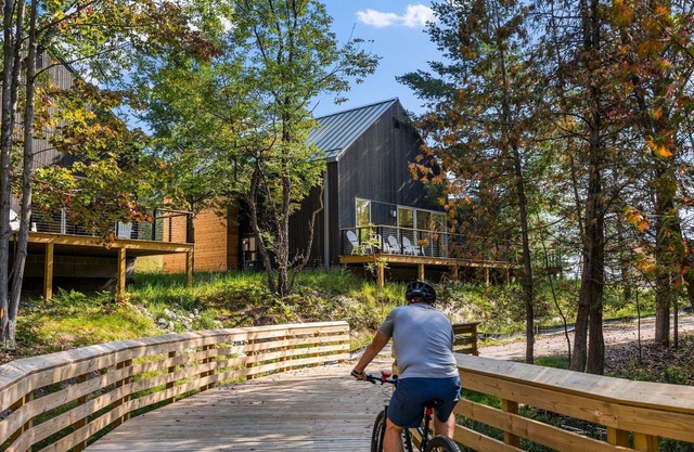 KOTI 12 (Three Bedroom) Traverse City's Scandinavian Cabins, vacation home on TART & mins to Travers.