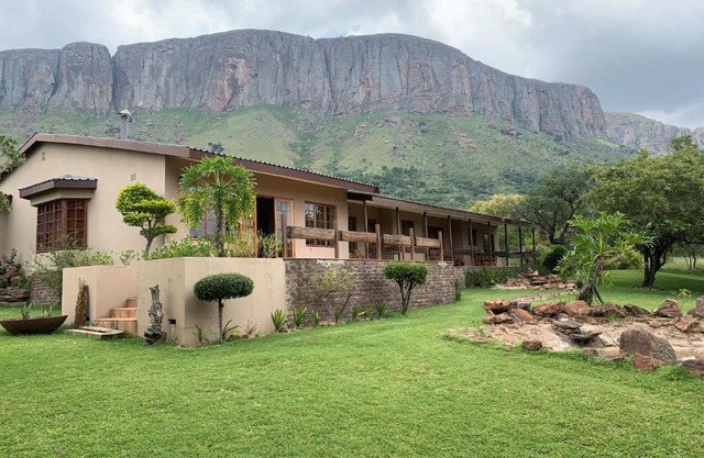 Kransberg Country Lodge Guest Farm