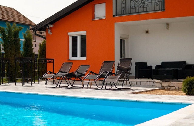 Kuca za odmor Lukavica - House with Swimming Pool