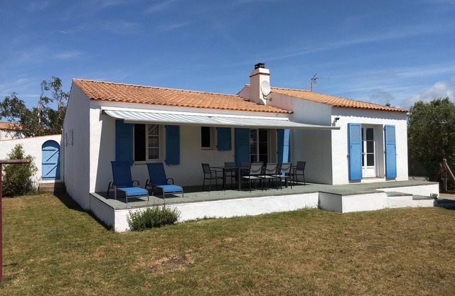 L'Epine (Noirmoutier) 4 rooms, sleeps 10, quiet location between town and sea