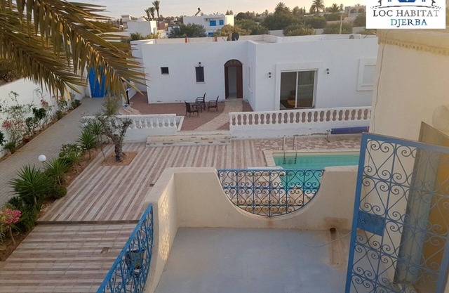 L01: TO RENT VILLA WITH SWIMMING POOL FOR 4 PEOPLE