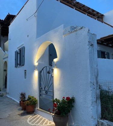 La Casa Bianca Naxos