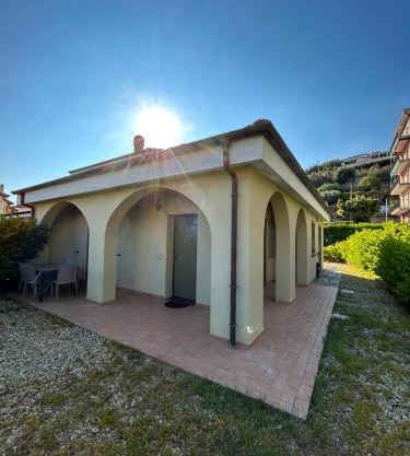 La casa di Mauro - Parcheggio privato gratuito - Mare e ciclabile a pochi passi