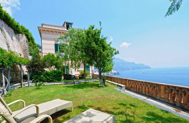 La Dimora Artistica, Amalfi Charming 23places Villa Overlooking The Sea, nosteps