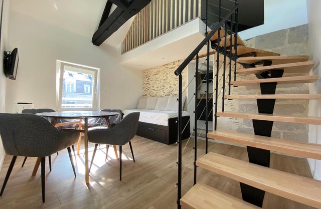 La Douce Angevine - Le Perroquet