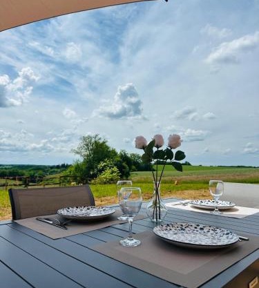 La maison dans la prairie gîte marguerite
