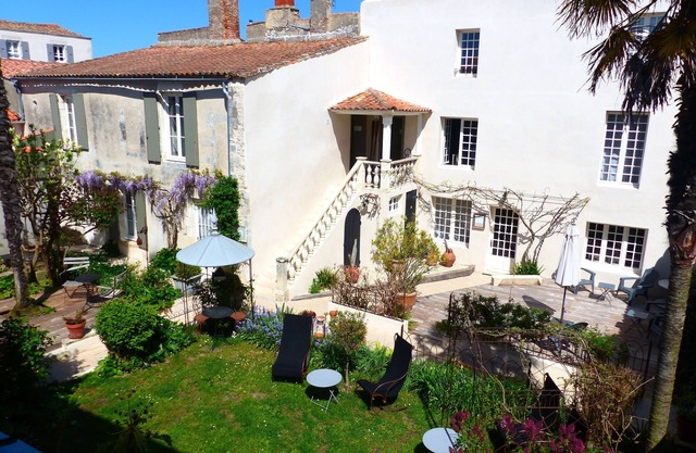 La Maison Douce