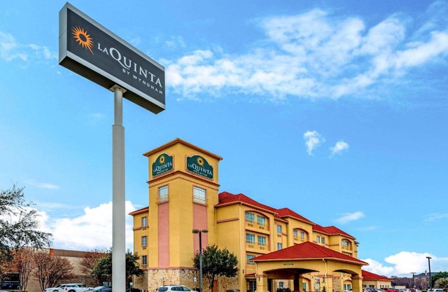 La Quinta by Wyndham DFW Airport West - Bedford