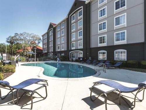 La Quinta by Wyndham Orlando Lake Mary - Wonderful Free Breakfast