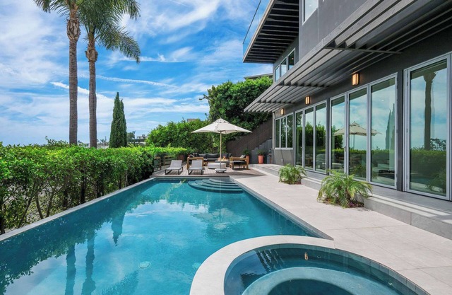 LA Reserve by Stay Awhile Villas