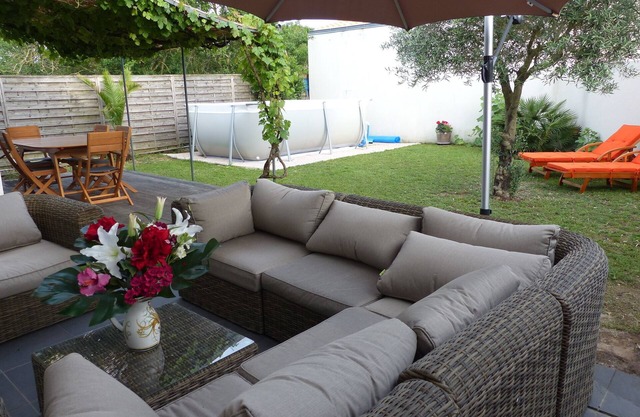 La Rochelle/Angoulins: Sea, Bikes, Pool, sleeps 2 to 6