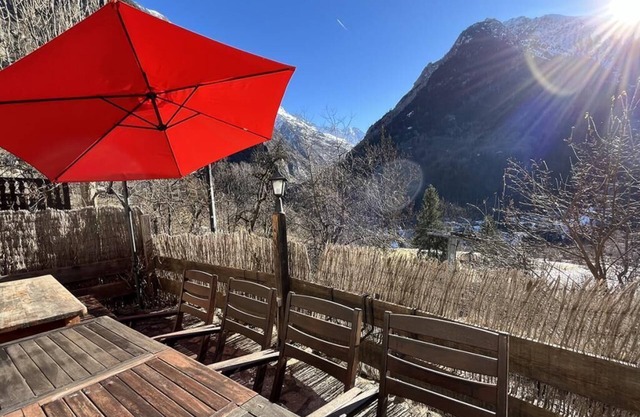 LA TERRASSE DU REPLAT: A UNIQUE PANORAMA
