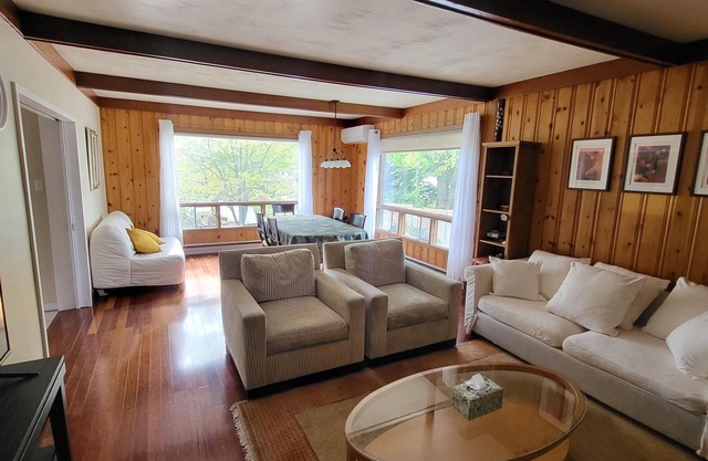 Lac Brome Double Room Suite with Lakeview Living Room (CITQ # 133781)