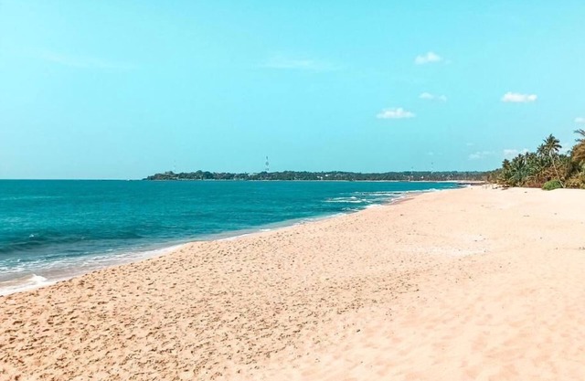 Lagoon Paradise Beach Resort