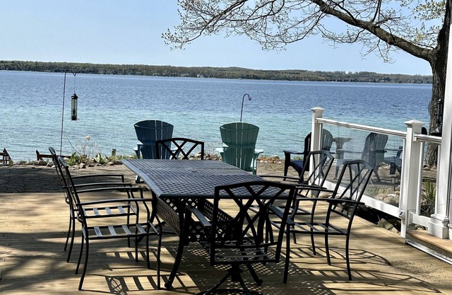 Lake Charlevoix - centrally located to Boyne City, Charlevoix, Petoskey.