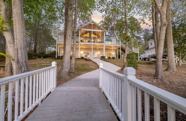 Lake Gaston waterfront home! Our guests love using our free pontoon boat !