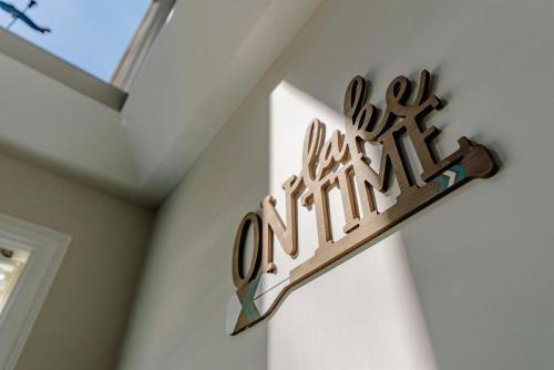 Lake It Easy 3 Level Home with Hot Tub and Game Space