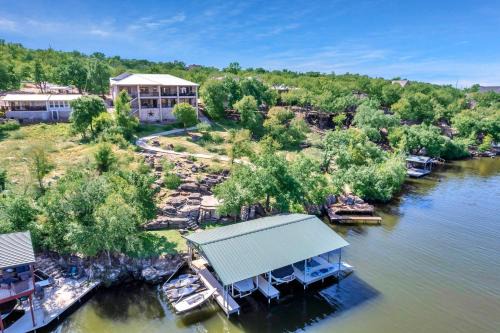 Lake Marble Falls on The Rocks and Concierge Service