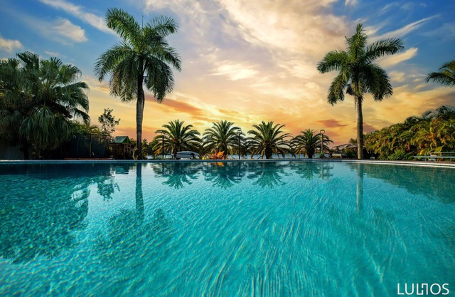 Lake of the Meadow w/Beach, Heated Pool & Mini Golf