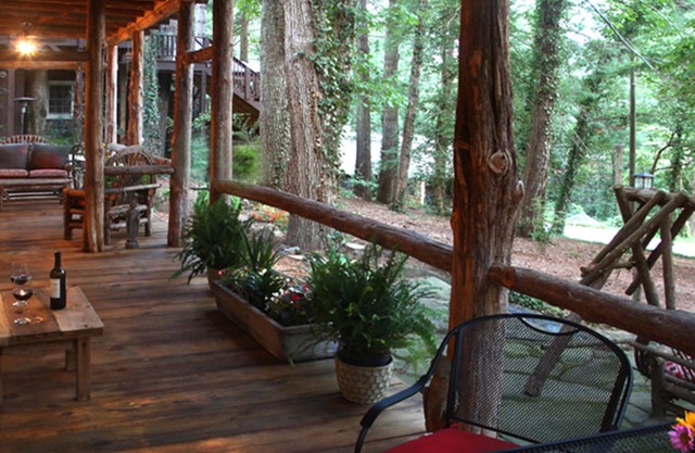 Lake Rabun Hotel & Restaurant