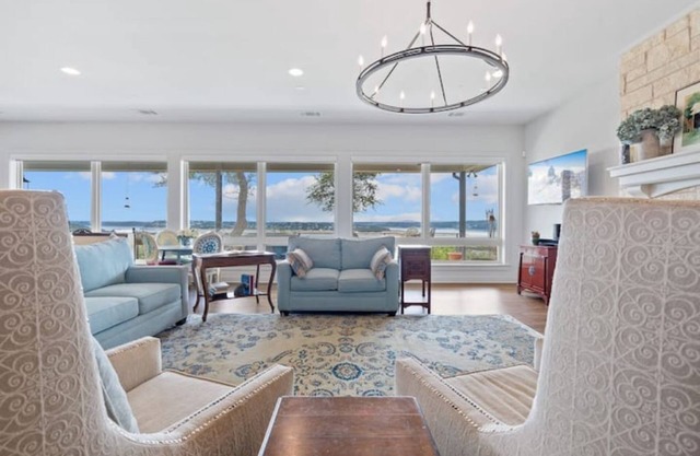 Lake Travis Hilltop Retreat Panoramic Lake Views