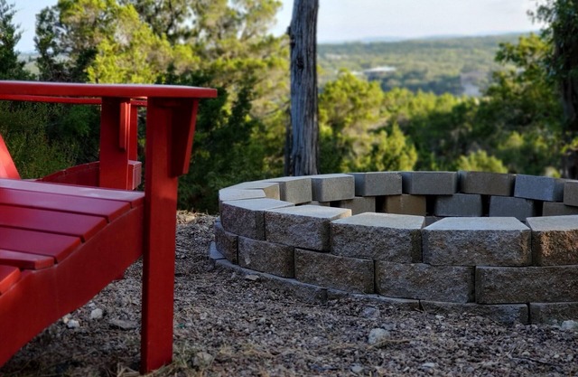 Lake Travis Treehouse Sanctuary - lake & hill country views - fire pit- hot tub
