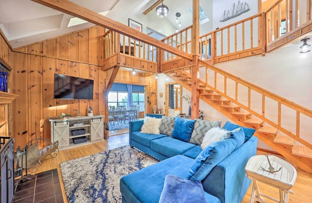 Lake-View Home w/Deck + Gas Grill in Bernice!