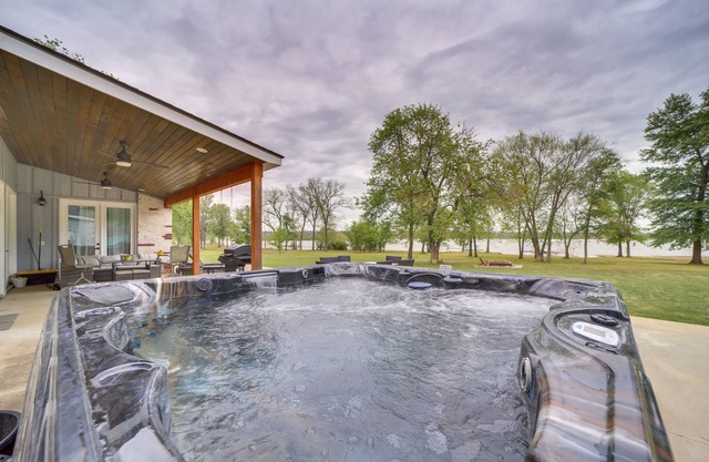 Lakefront Afton Home w/Hot Tub & Game Room!