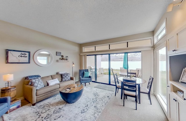 Lakefront Condo with Shared Pools, Hot Tub, Dock, Beach Access