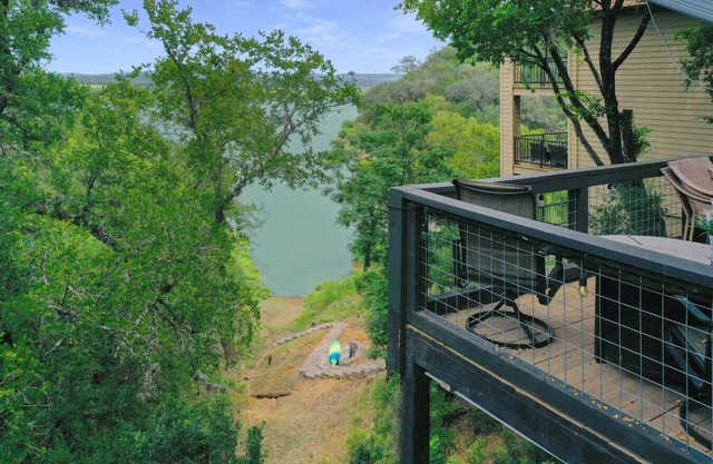 Lakefront Home: Hot Tub, Boat Slip, and Game Room