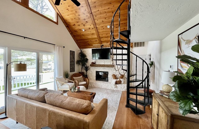Lakeside Boutique Home 🔹 Hamilton County
