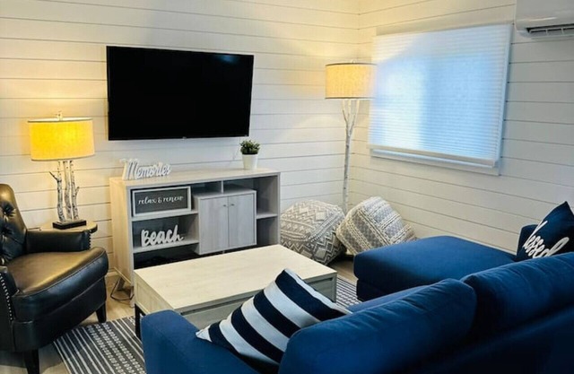 Lakeview Escape - Sparrow Lake Muskoka Beach House